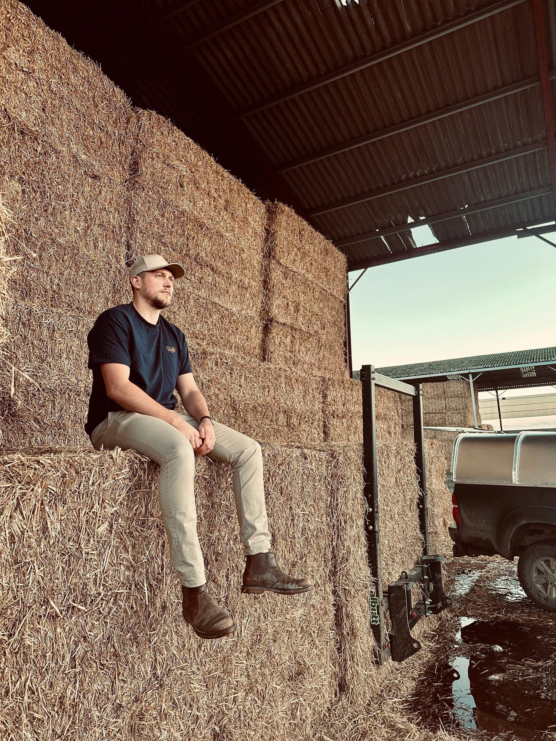 WanderWest Coastal Trail Tee – Navy - WanderWest