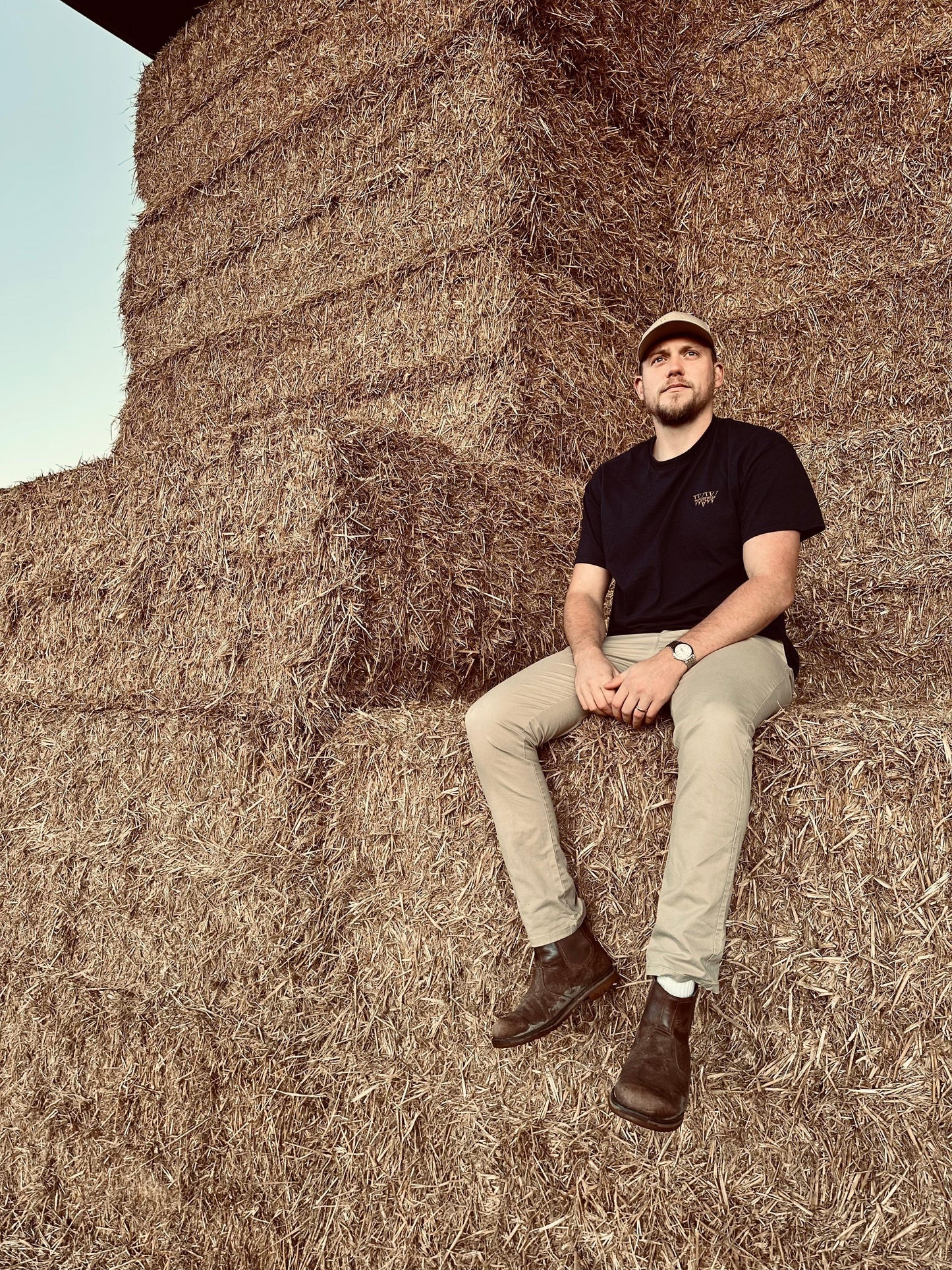 WanderWest Coastal Trail Tee – Navy - WanderWest