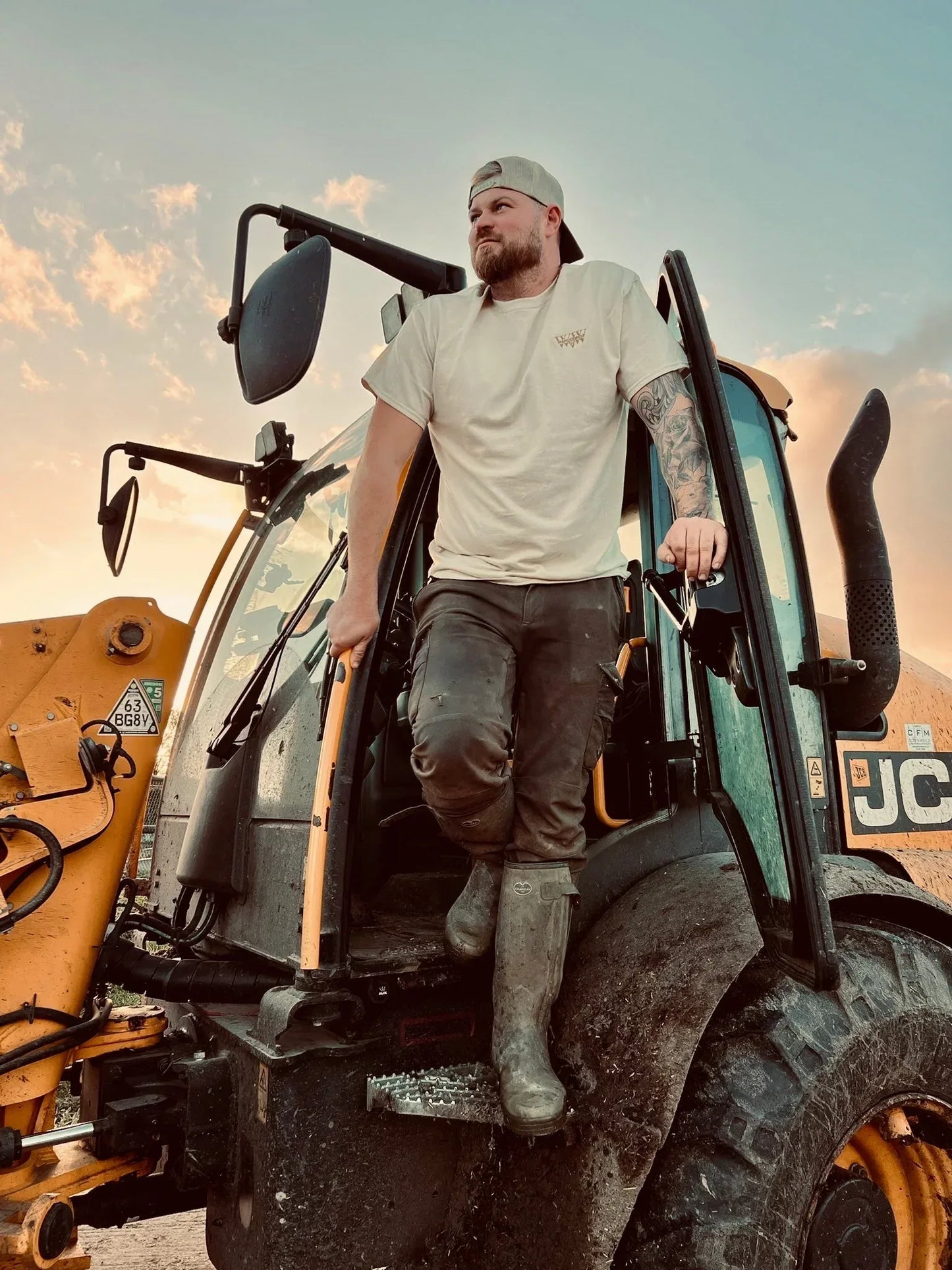 WanderWest Desert Dune Tee – Sand - WanderWest